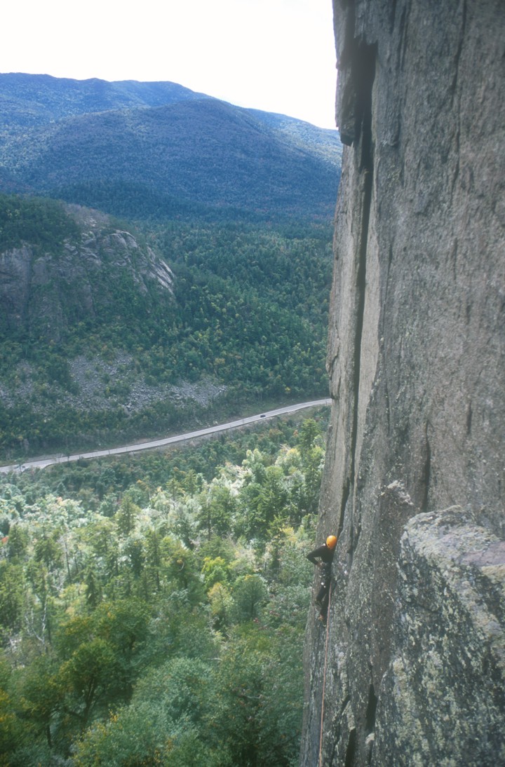 At the end of the traverse on the 2nd pitch (5.11a), finally able to place some better gear